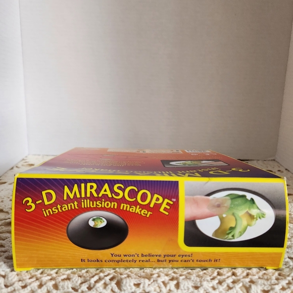 COPY - Toy Illusion NIB - Picture 4 of 5